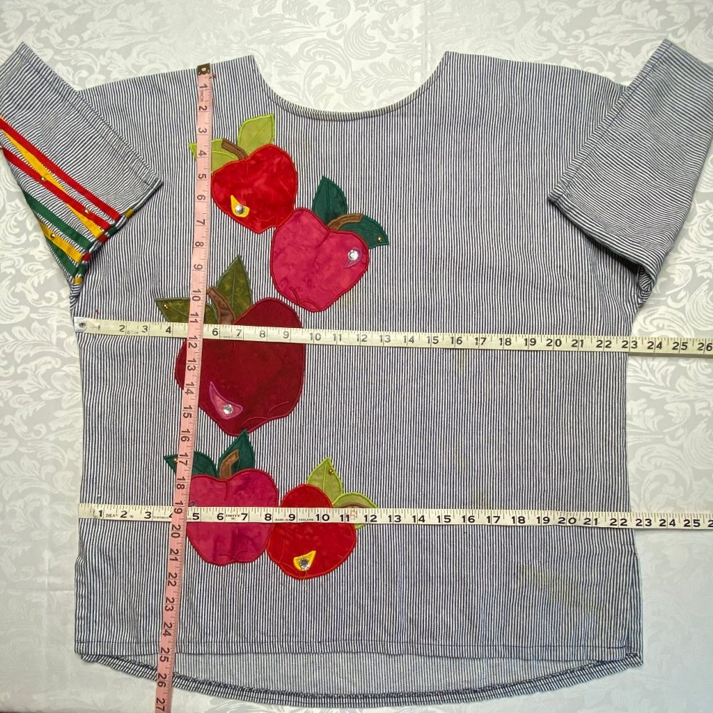 Shirt Black and White Striped with Apples - Picture 3 of 4